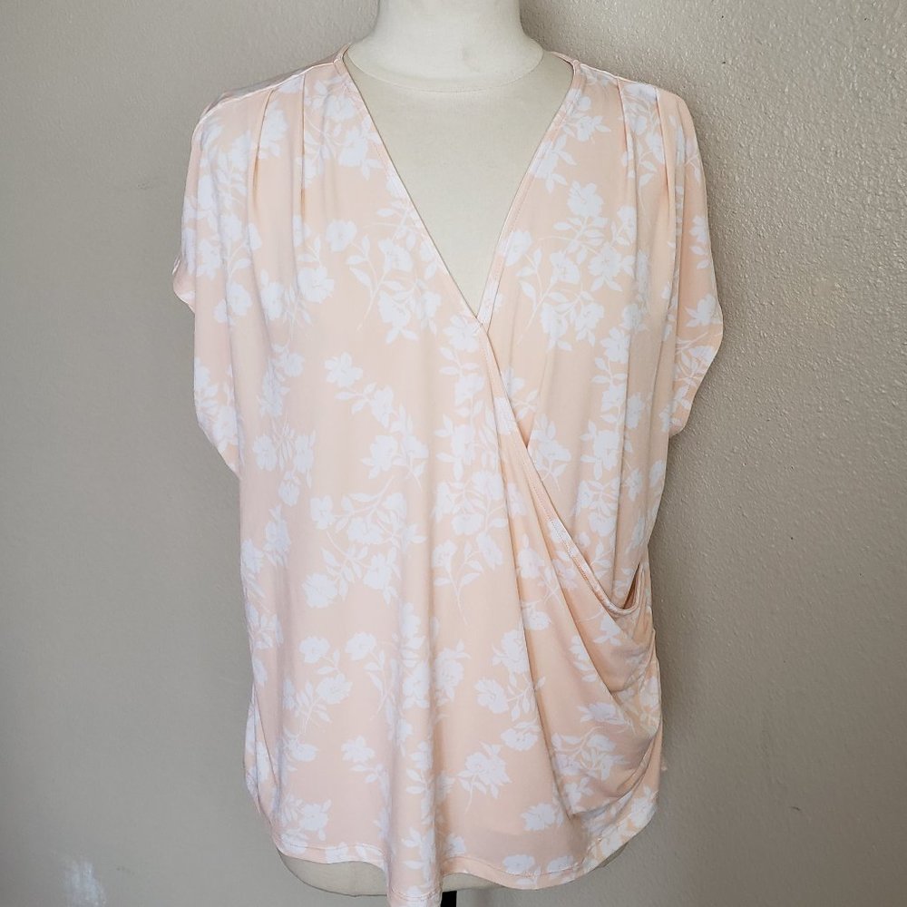 Liz Claiborne Women's Peach Floral Short Sleeve Top Size XL